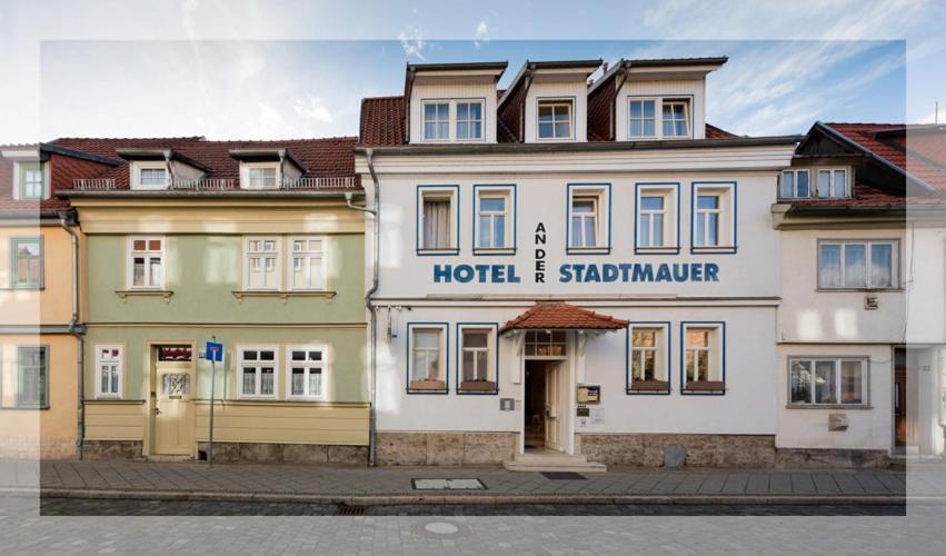 Muehlhaeuser Hof Und Stadtmauer Mühlhausen Buitenkant foto